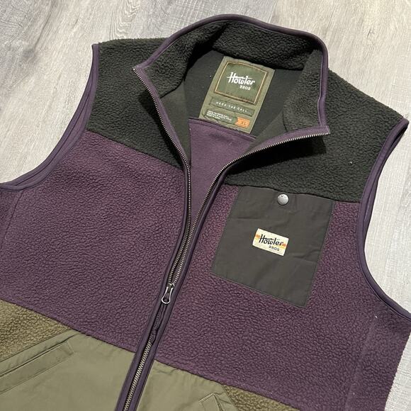 Howler Bros Men's Full Zip Free Range Purple Color Block Fleece Sleeveless Vest - Picture 2 of 4